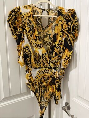 Fashion Nova Black and Gold Baroque Print Bodysuit